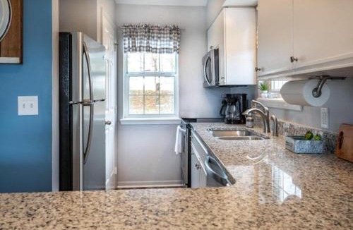 Branson Apartment | Charming Condos at Holiday Hills Resort - Beautifully Updated and Affordable - Family Amenities