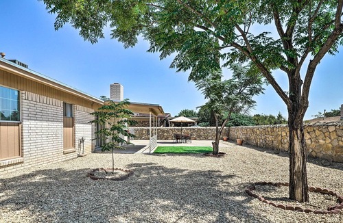 Biggs Field House | Charming El Paso Escape, 13 Mi to Downtown!