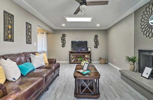Biggs Field House | Charming El Paso Escape, 13 Mi to Downtown!
