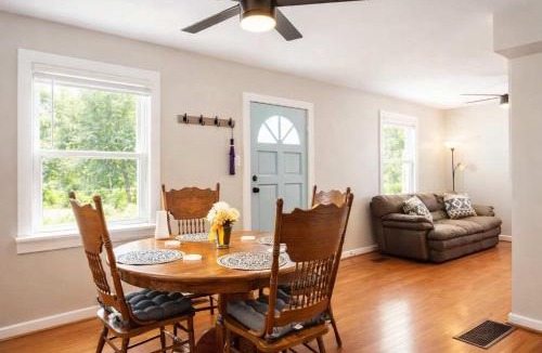 Schnitzelburg House | Charming home near Churchill Ds and Expo Center