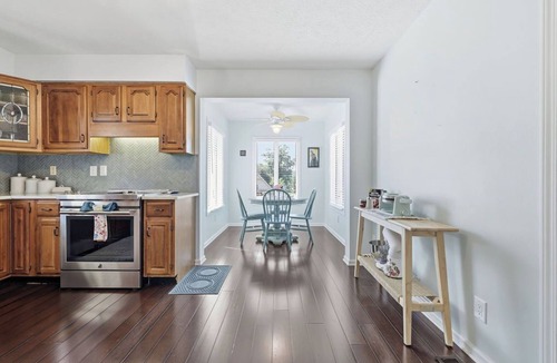 Cadiz House | Charming Lakefront ~ Community Dock Space + Golf Cart ~ Lily Pad 3b, 2b