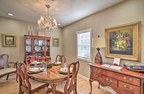 Oxford House | Charming Oxford Home ~ 7 Mi to Ole Miss!