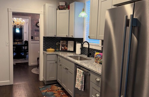 Leavenworth House | Charming Reilly Tudor Home in historic Leavenworth
