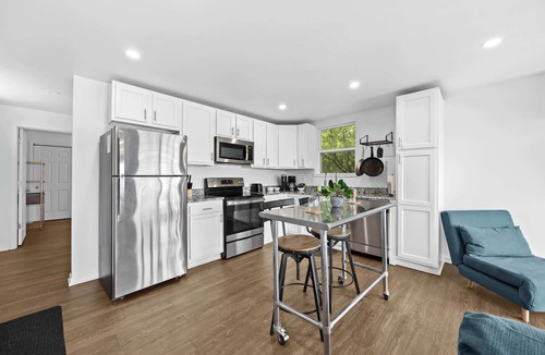 Phoenix Hill Apartment | Chic Container Loft! Walk to Dining & Bourbon | #4