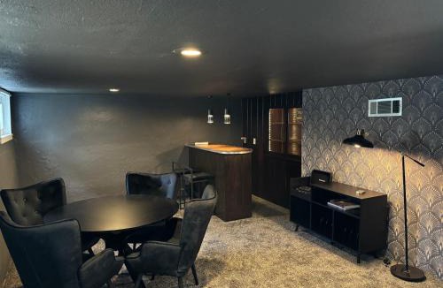 College Hill Apartment | Clifton Landing