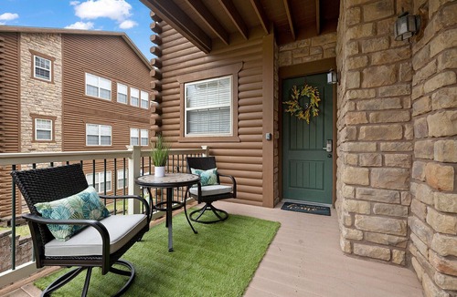 Indian Point Condo | Closest resort to Silver Dollar City