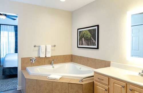 Table Rock Resort | Club Wyndham Mtn Vista Condo - 2 bedroom - 2 bath