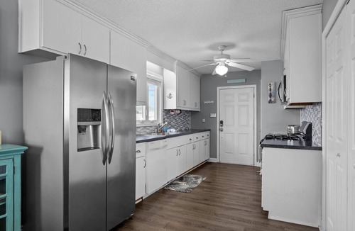 Harkers Island House | Coastal Tide 3 Bedroom Home by RedAwning