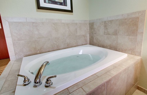 Schuyler Hotel | Cobblestone Inn & Suites - Schuyler