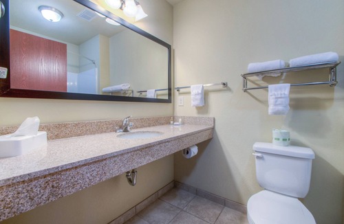 Wray Hotel | Cobblestone Inn & Suites - Wray