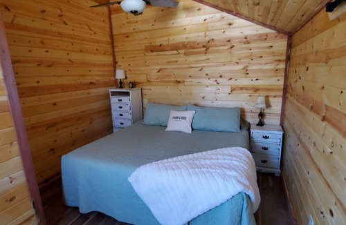 Kirbyville House | Come to the country and relax and unplug! Only 15 min. from downtown Branson!