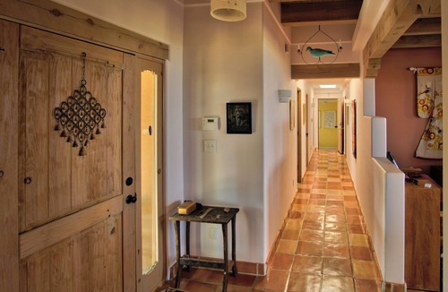 Eldorado at Santa Fe House | COMFORT AND VIEWS IN BEAUTIFUL SANTA FE with a cat