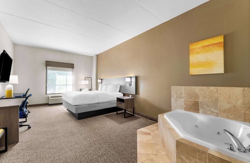 Harriman Hotel | Comfort Inn Harriman
