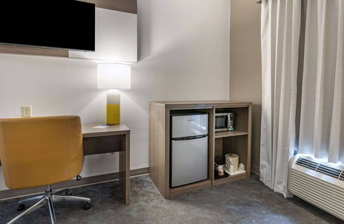Shelbyville Hotel | Comfort Inn & Suites Shelbyville