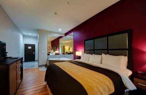 Tulsa Hotel | Comfort Inn & Suites Tulsa I-44 West - Rt 66