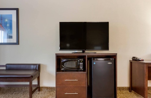 Little Rock Hotel | Comfort Suites Little Rock West