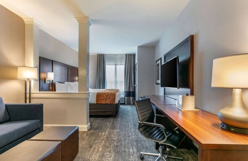 Tupelo Hotel | Comfort Suites North Tupelo
