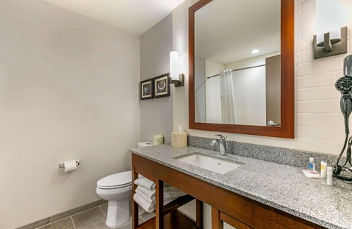 Tupelo Hotel | Comfort Suites North Tupelo