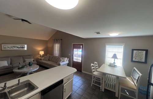Oxford Condo | Comfy 3-bedroom condo mere minutes from Ole Miss, the Square, & mTrade Park