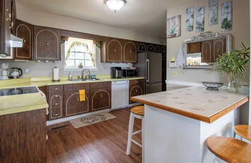 Rossville House | Comfy 3BR Hideaway Near Chattanooga!