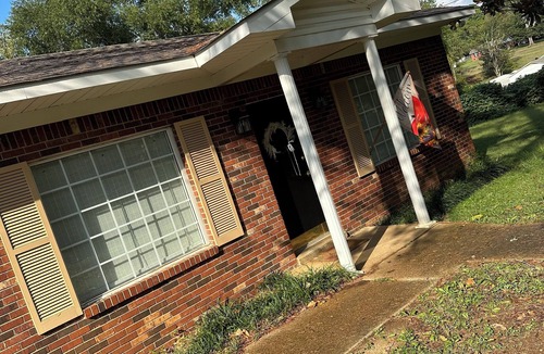 Pontotoc Apartment | Comfy cottage with no pet or cleaning fees