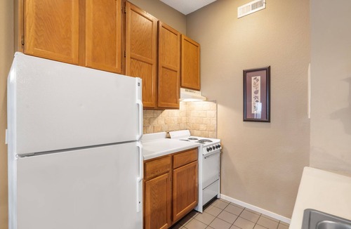 Kimberling City House | Community Pool Open, Kimberling City Condo with Serene Views, Near Table Rock Lake & Free Tickets