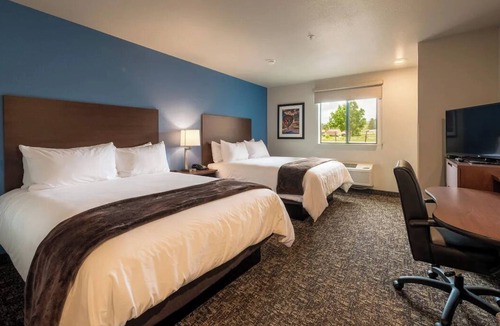 Altoona Hotel | Convenient Pet-Friendly Stay l 4 Budget-friendly Rooms w/Kitchenette