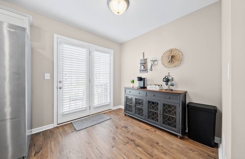 Clarksville House | Cottage With Community Pool