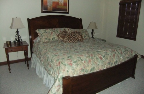 Bradfordsville House | Country Farm Home, Travel the Bourbon Trail, & Historic Site