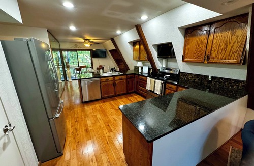 Afton House | Cove Castle at Monkey Island, Ok on Grand Lake 5 min to Shangri-La Golf Courses