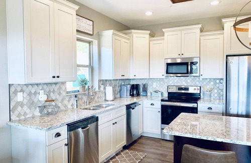 Table Rock House | Cove Rock-Poolside LAKEVIEW Pool Table Shuffleboard PingPong Cmty Pools