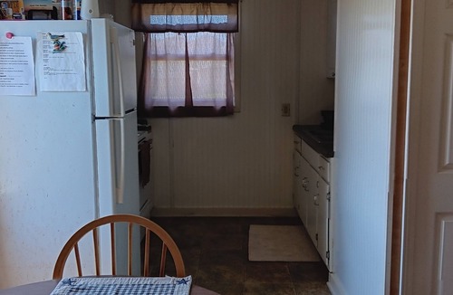 Engelhard House | Cozy 2 bedroom home for hunting or fishing in Hyde County, North Carolina