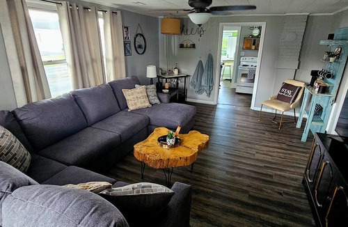 Manchester House | Cozy 2-Bedroom Home in the Heart of Manchester