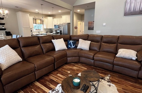 Sloans Valley House | Cozy 2 bedroom house in charming Somerset with WiFi, seasonal Lake View HOT TUB