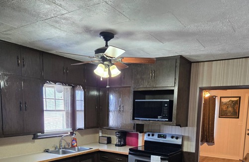 Great Bend House | Cozy 2-bedroom house in south central Great Bend.