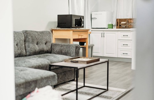 Madisonville Cabin | Cozy 2-bedroom tiny home in Madisonville, TN