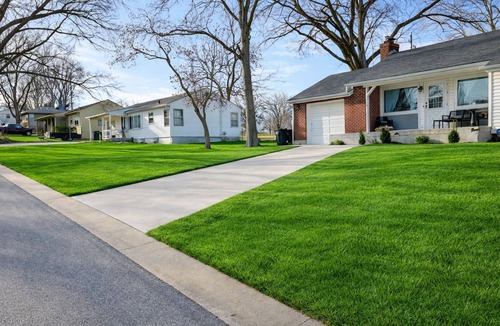 Lansing House | Cozy 3-bedroom home, family friendly