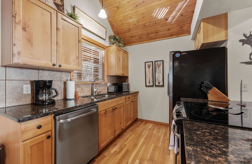 Branson West Cabin | Cozy Branson West Cabin!