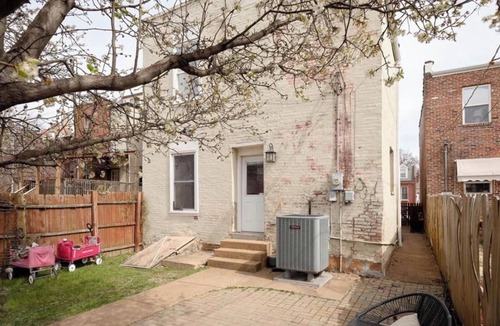 Benton Park House | Cozy Brick Home in Benton Park w/parking