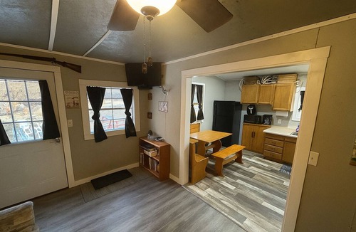 Thayer County Cabin | Cozy Cabin at The Rivers Edge