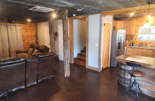 Heber Springs Cabin | Cozy Cabin Steps From The Little Red River