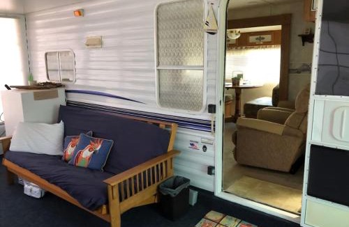 Rogers Bay House | Cozy Camper NTB