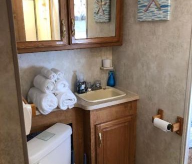 Rogers Bay House | Cozy Camper NTB