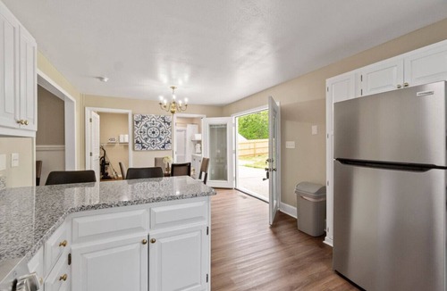 Greeneville House | Cozy Cutler Cottage in Greeneville