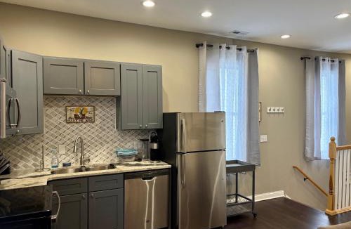 Limerick Apartment | Cozy Gem Mins from U of L Hospital & Downtown