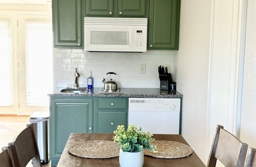 Kimberling City Condo | Cozy Lake Views in Kimberling City