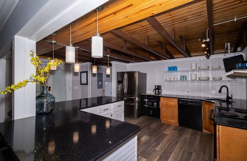 Osage Beach House | Cozy Lakefront House & Private Dock in Osage Beach! August 2026 Special!