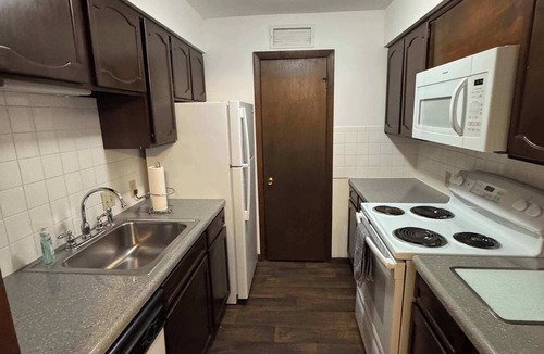 Wichita Apartment | Cozy Lakeside One Bedroom Escape