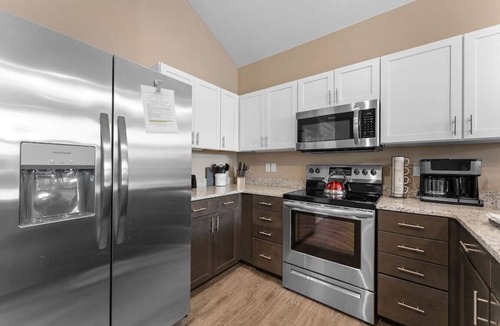 Branson Apartment | Cozy & Spacious Retreat in the Heart of the City + Free Tickets!