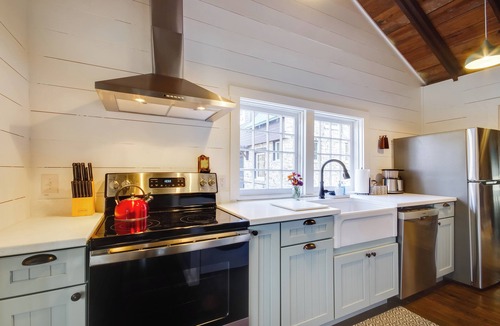 Cook Station Cottage | Cozy Steelville Retreat: River + Trail Access!
